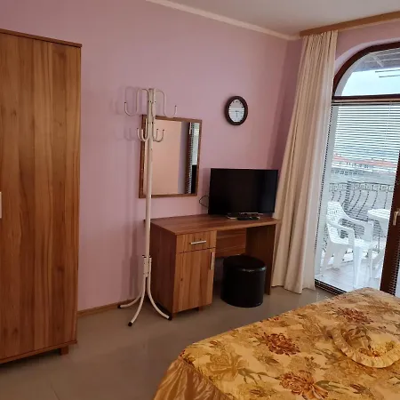 Apartment Apartment In Sandy Cove Sozopol Sozopol